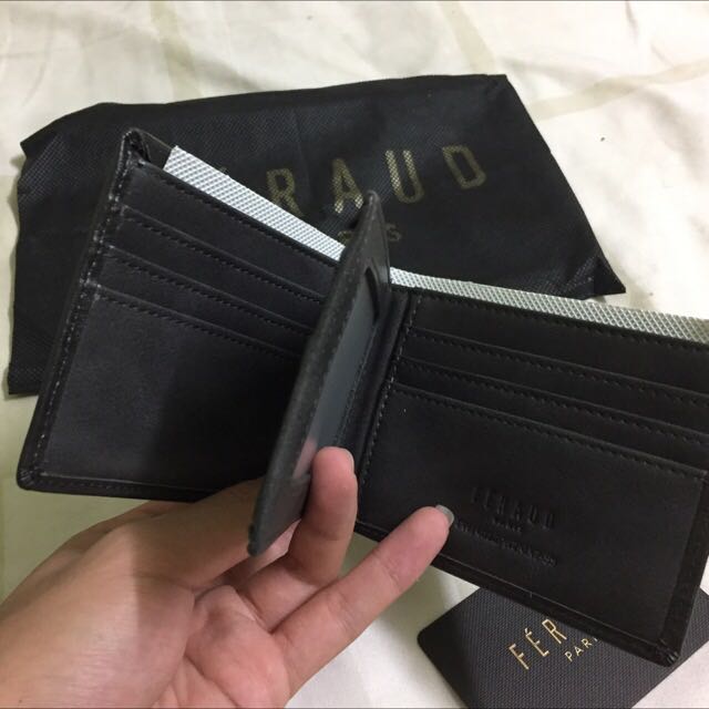 Feraud Paris wallet - Genuine Leather (Versatire collection), Men's  Fashion, Bags, Belt bags, Clutches and Pouches on Carousell