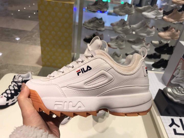 Fila disruptor camel top