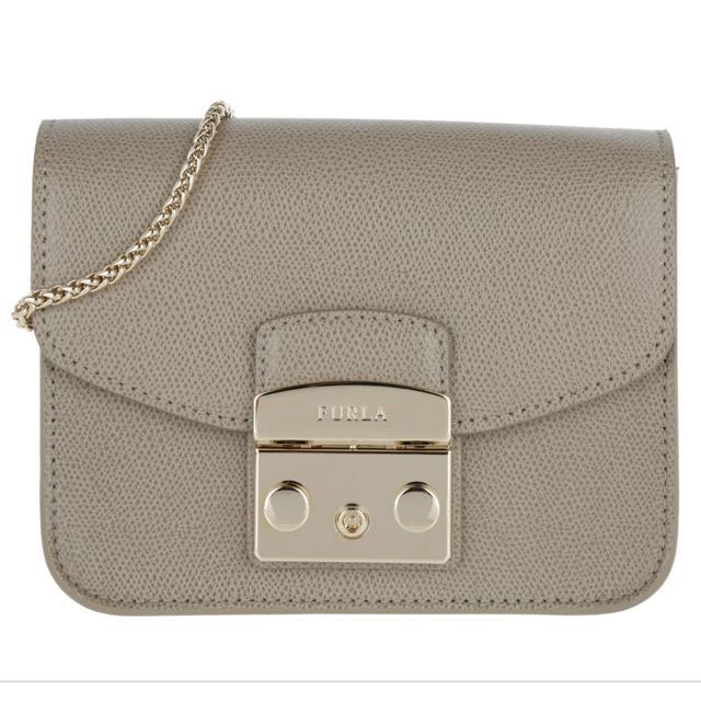 Furla metropolis shoulder bag best sale sabbia