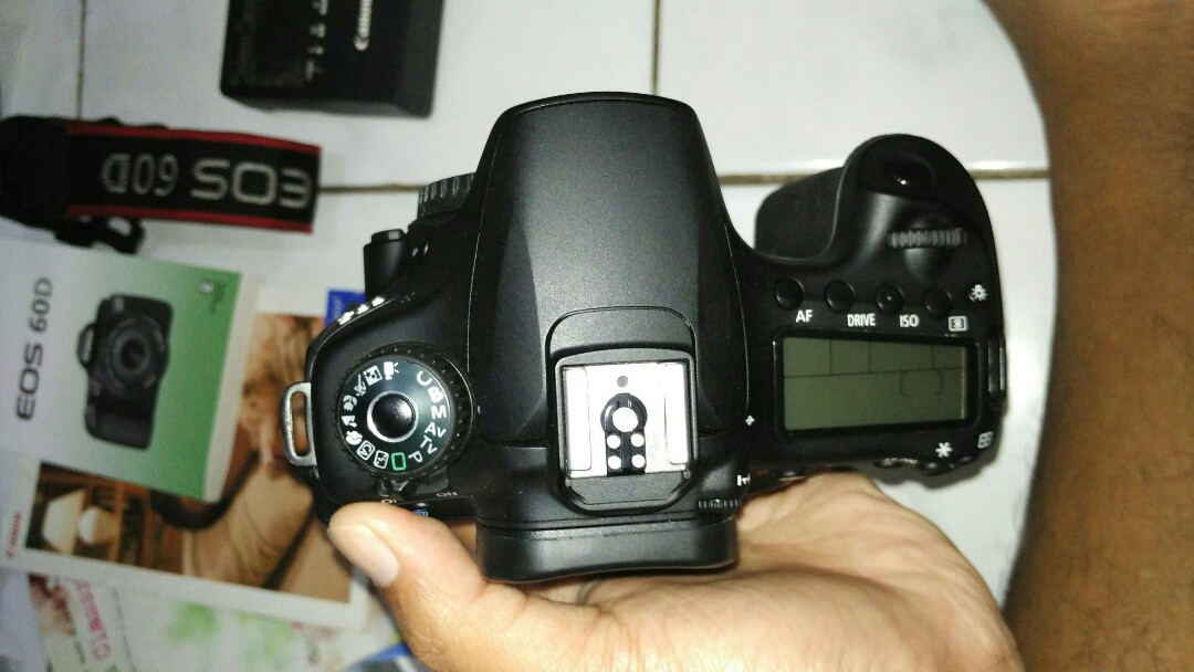 kamera canon eos 60d second lengkap harga rp 7 xxx xxx negotibel