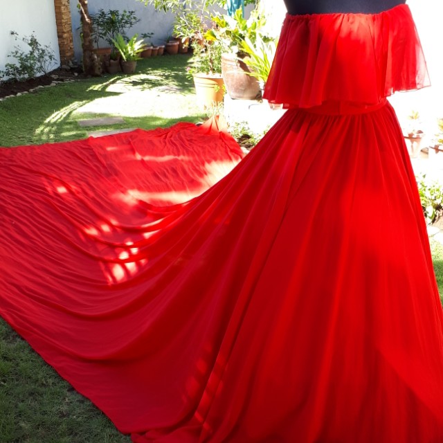 Long trail dress for prenup online