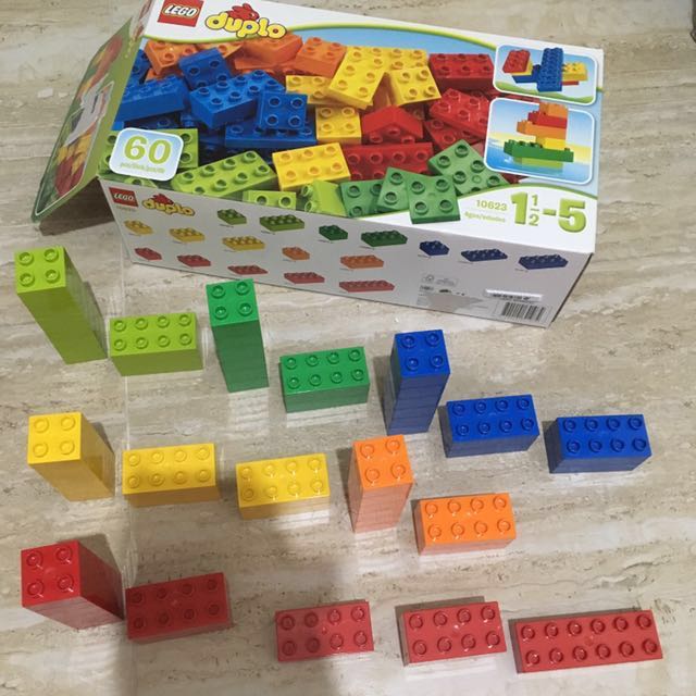 Reserved Lego duplo 60 pcs 10623