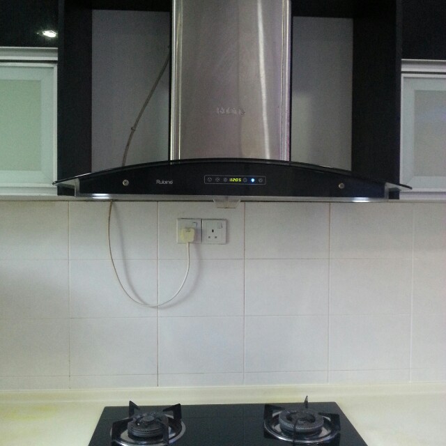Rubine Kitchen Hood Hob To Let Go Kitchen Appliances On Carousell