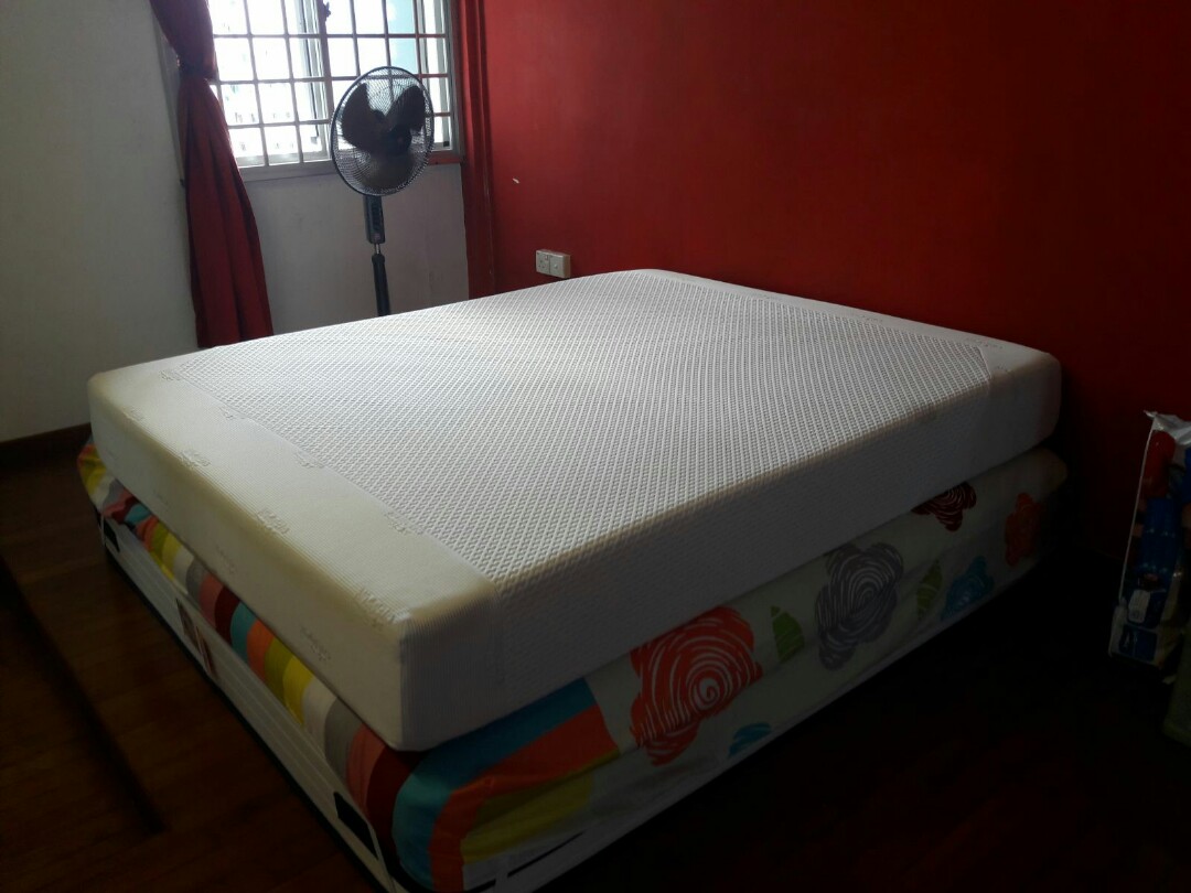 Tempur Memory Foam Mattress >> Used Tempur Memory Foam Mattress 9 10 Conditions Furniture Tempur Memory Foam Mattress >> Used Tempur Memory Foam Mattress 9 10 Conditions Furniture