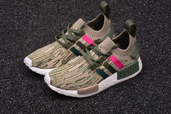 adidas nmd r1 green and pink