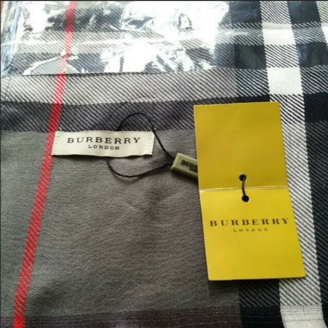 Burberry Large Scarf Factory Outlet