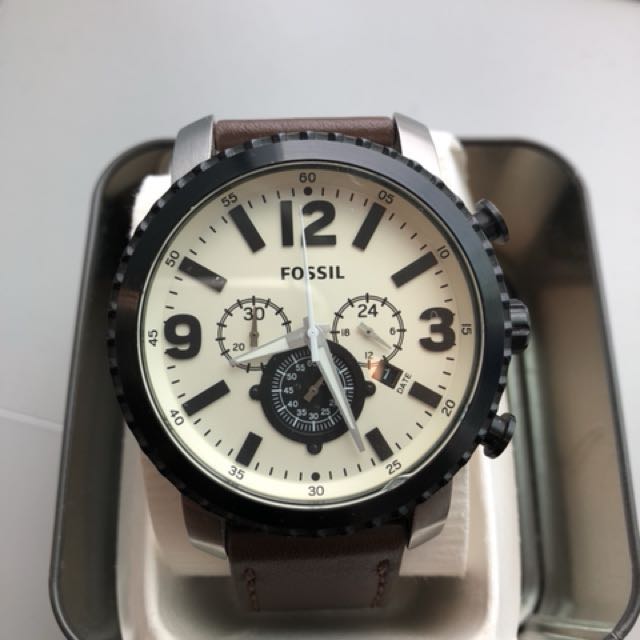 Fossil bq1712 clearance