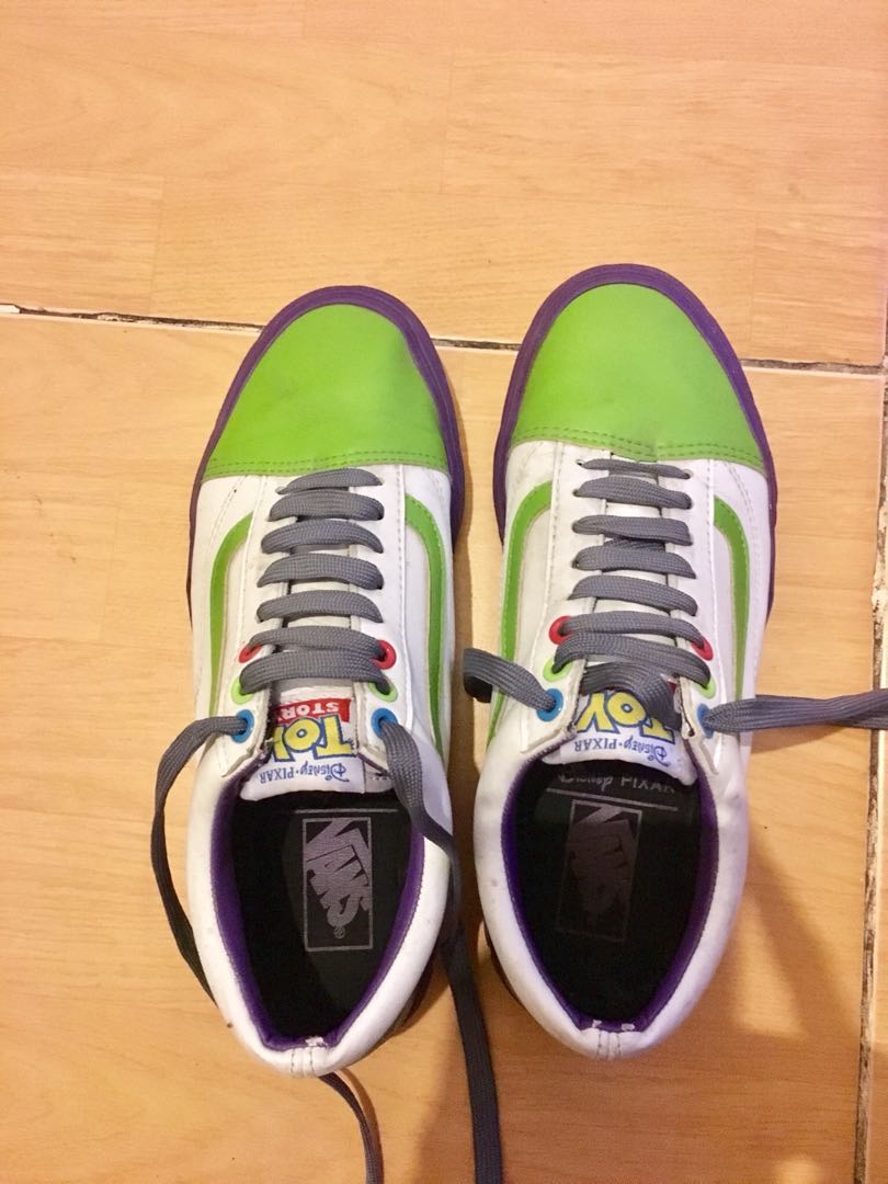 Jual VANS TOY STORY second Fesyen Pria Sepatu