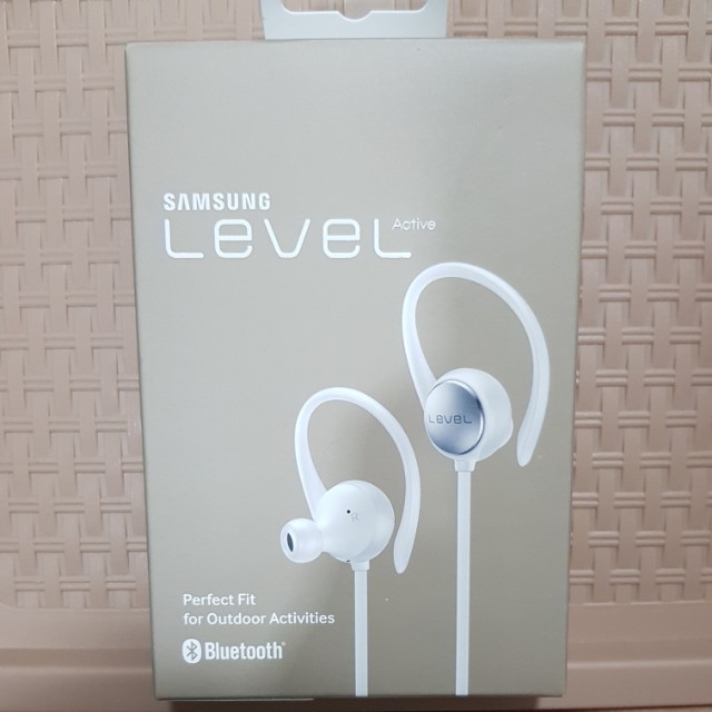level bluetooth earpiece