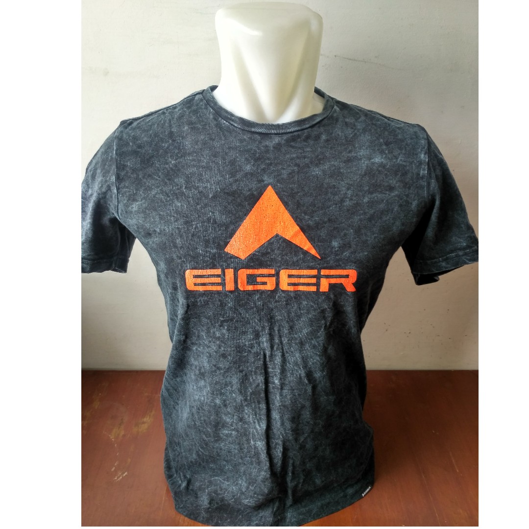  Eiger  Kaos  Eiger  Kaos  Lengan Panjang  Pria X Portland Dgr 