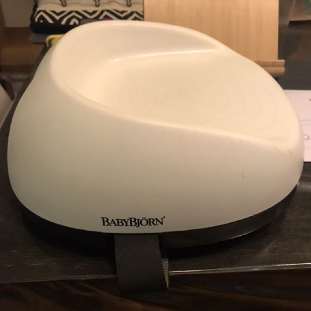 baby bjorn booster