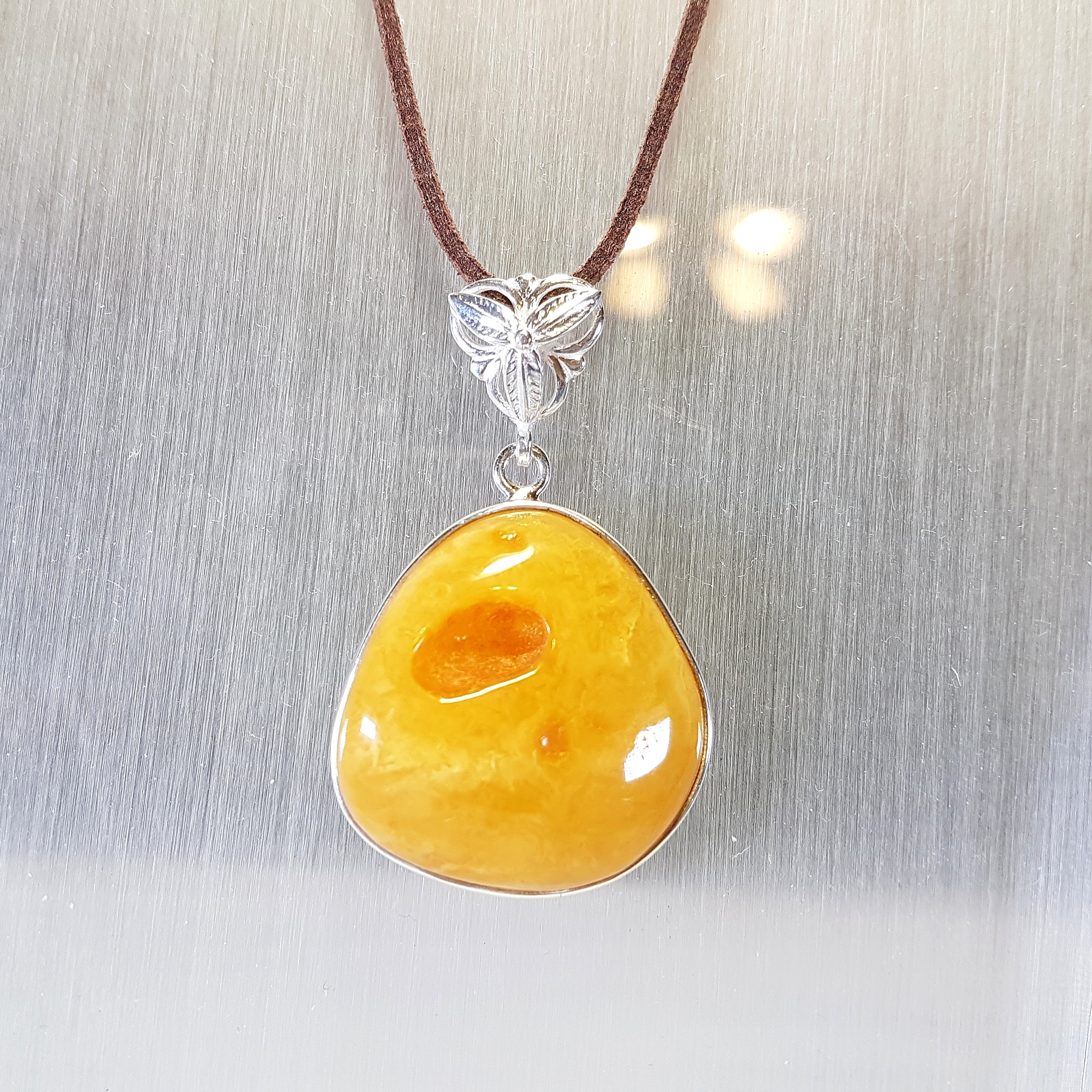 Men's amber pendant shop
