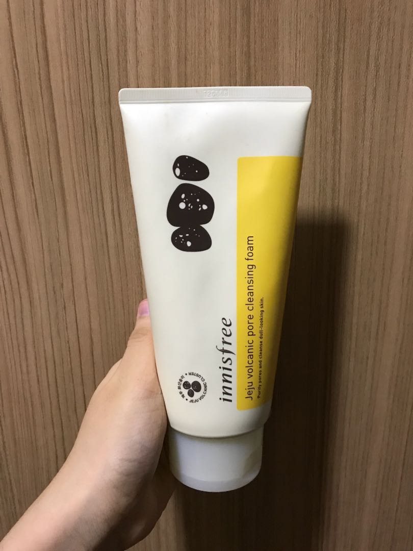 innisfree jeju volcanic pore cleansing foam 300ml