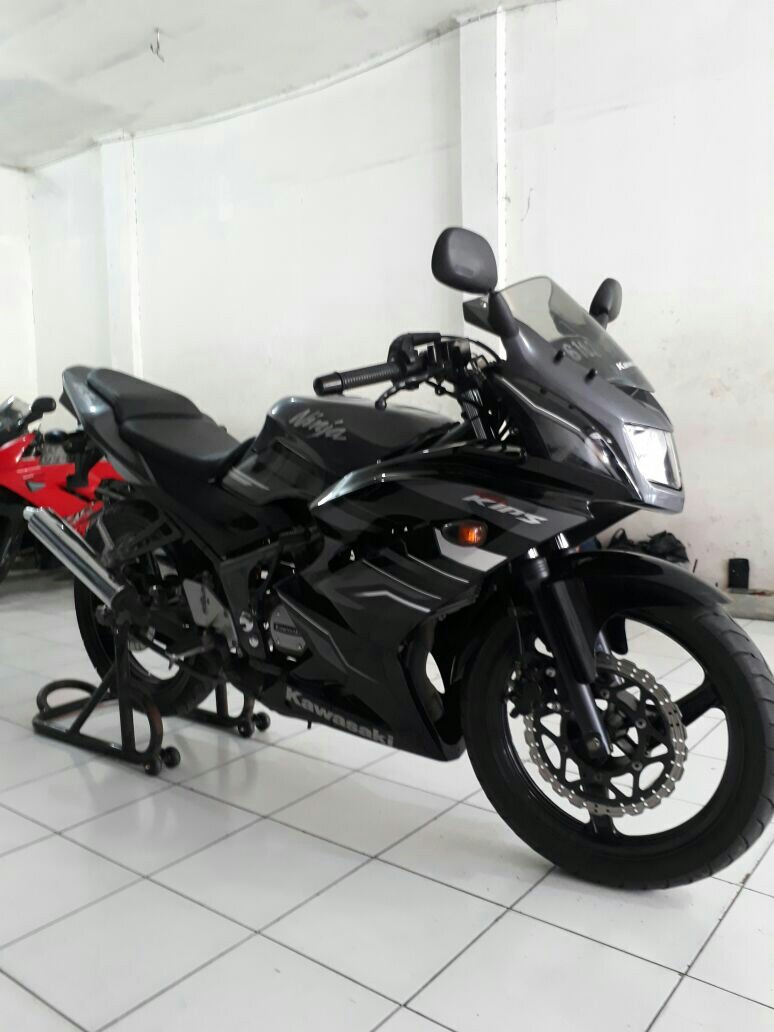 Kawasaki Ninja Rr Th 2015 Cash Kredit Sejabodetabek Cikarang Serang Dp 5 5jt Motor Di Carousell