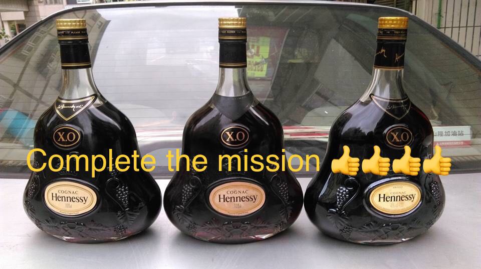 Looking for (Category: Looking For) located in Singapore. Submitted by martell1999 (Listing ID 157997682, Image 1). Description: High price evaluate gold cap Hennessy xo/Martell xo 700ml/1L/1.5L/3L Black otard xo Green bottle Martell / Hennessy vsop You send pictures I evaluated yr liquor 👍👍👍.