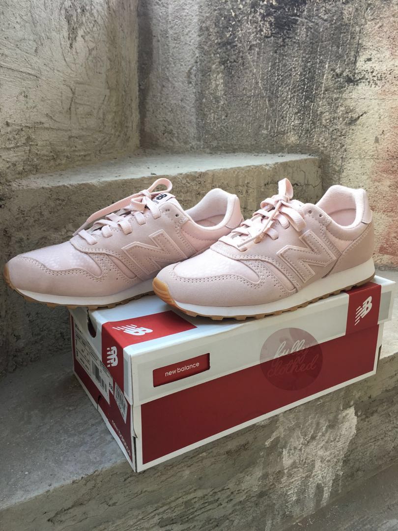 New Balance 373 Blush Pink Sneakers 