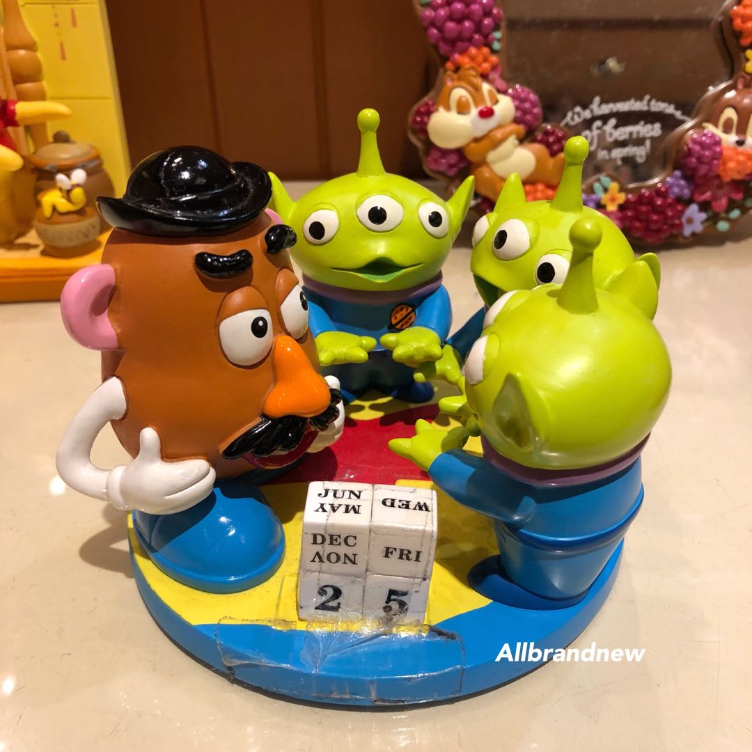 Po Hong King Disneyland Alien Toy Story Date Display Toys Games Bricks Figurines On Carousell