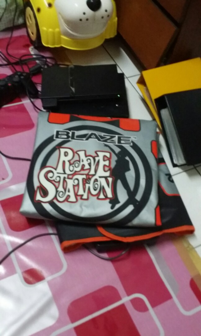 Ps2 + cd + dance mat, Video Gaming, Video Game Consoles, PlayStation on