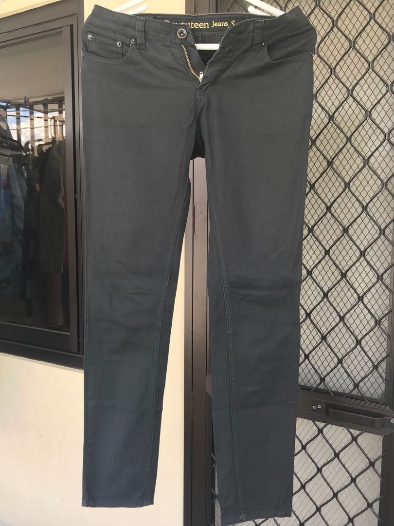 Seventeen Jeans, Women's Fashion, Tops, Others Tops on Carousell