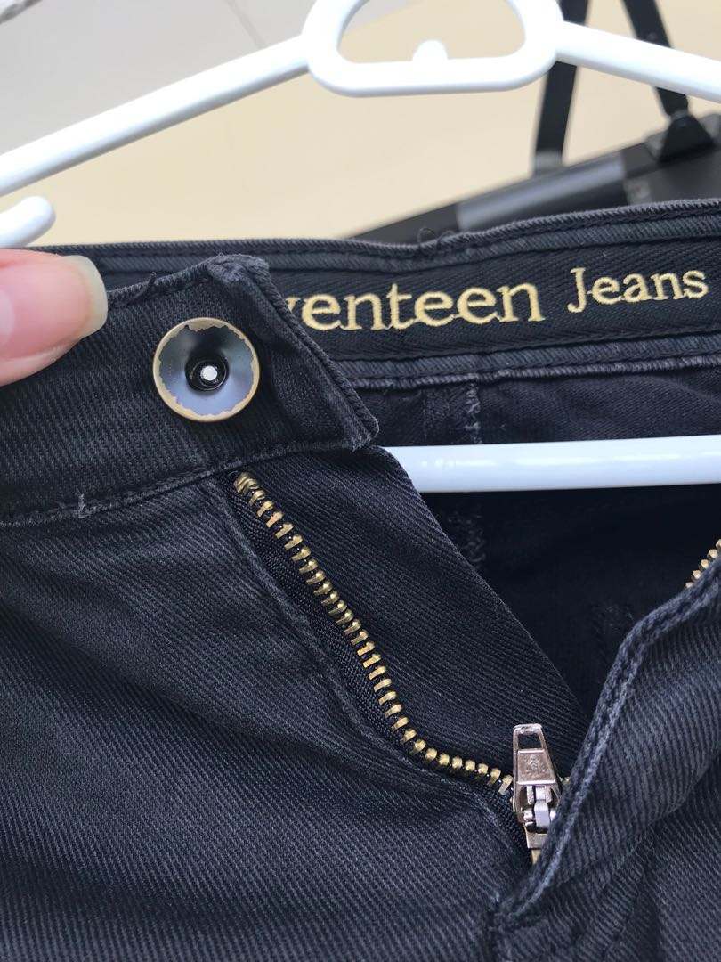 Seventeen Jeans, Women's Fashion, Tops, Others Tops on Carousell