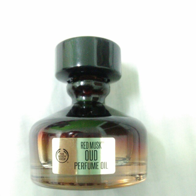 The Body Shop Red Musk Oud Perfume Oil