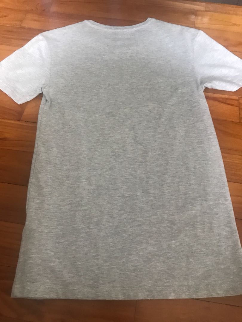 Zara Man basic tee (Category: Tshirts & Polo Shirts) located in Singapore. Submitted by lhpoh (Listing ID 158014969, Image 3). Description: .
