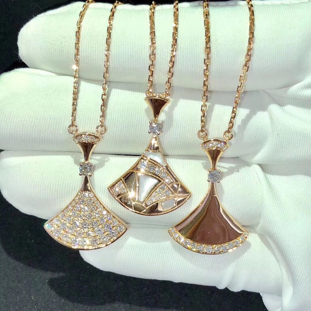 18k Gold Bvlgari Divas Dream Necklace Bulletin Board Preorders On Carousell