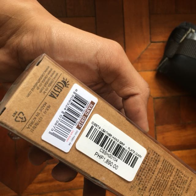 Camera Hand leather strap (Category: Camera Bags & Carriers) located in Manila. Submitted by gregorydv1 (Listing ID 158206930, Image 2). Description: .