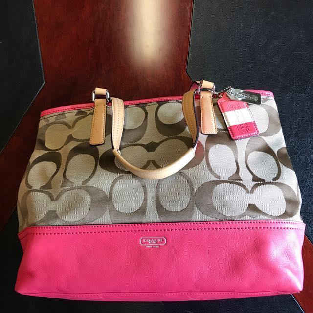 COACH Diaper Bag, Luxury, Bags & Wallets on Carousell