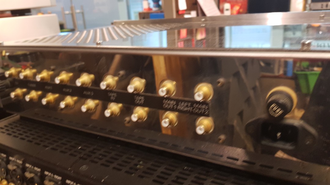 Jadis DPL Preamp, Audio, Other Audio Equipment on Carousell