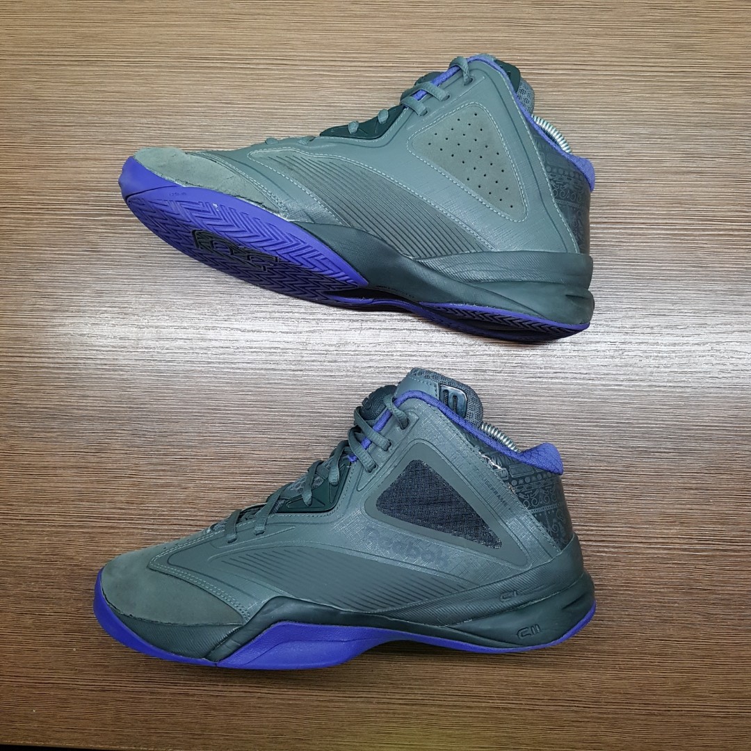 Reebok Pump Revenge Mid Top Basketball Shoes Men s Fashion