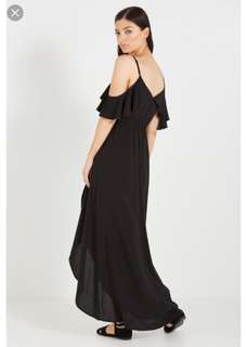 Black maxi dress (cold shoulder)