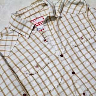 Kemeja warna karamel