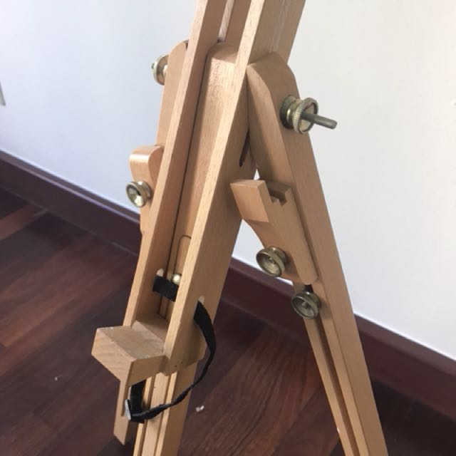 Art Aisle Stand, Hobbies & Toys, Stationery & Craft, Occasions & Party Supplies on Carousell