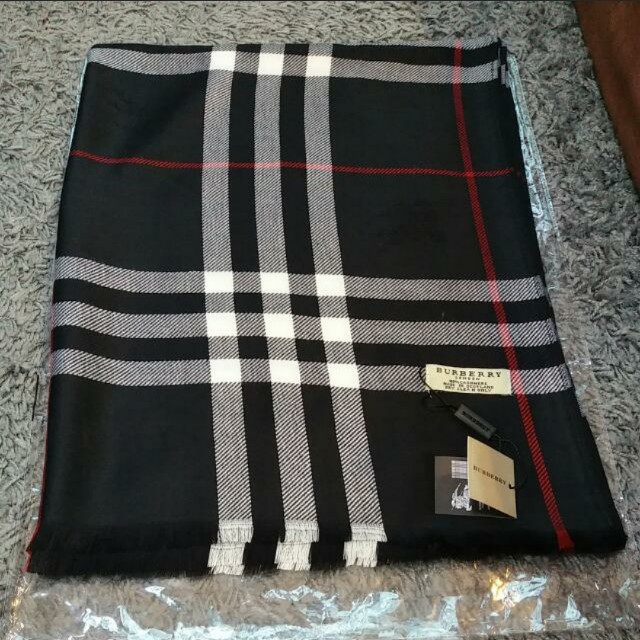 burberry scarf outlet