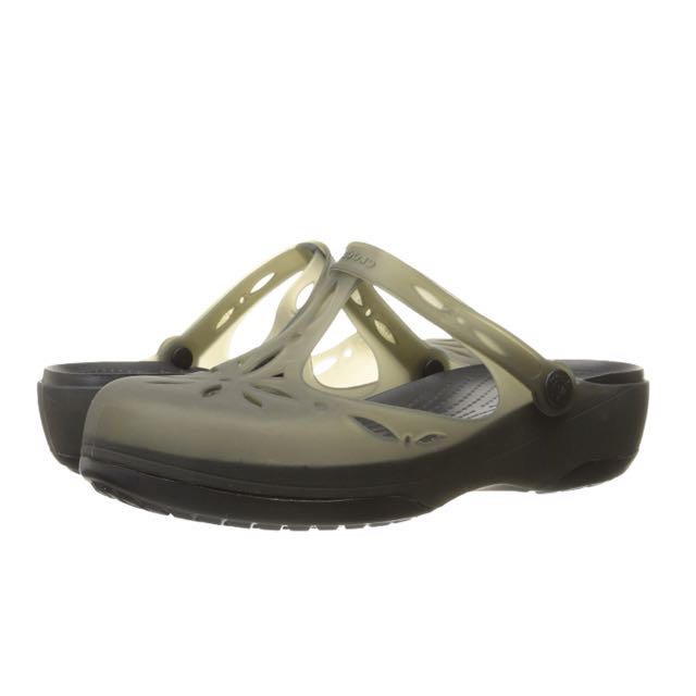 crocs carlie cutout