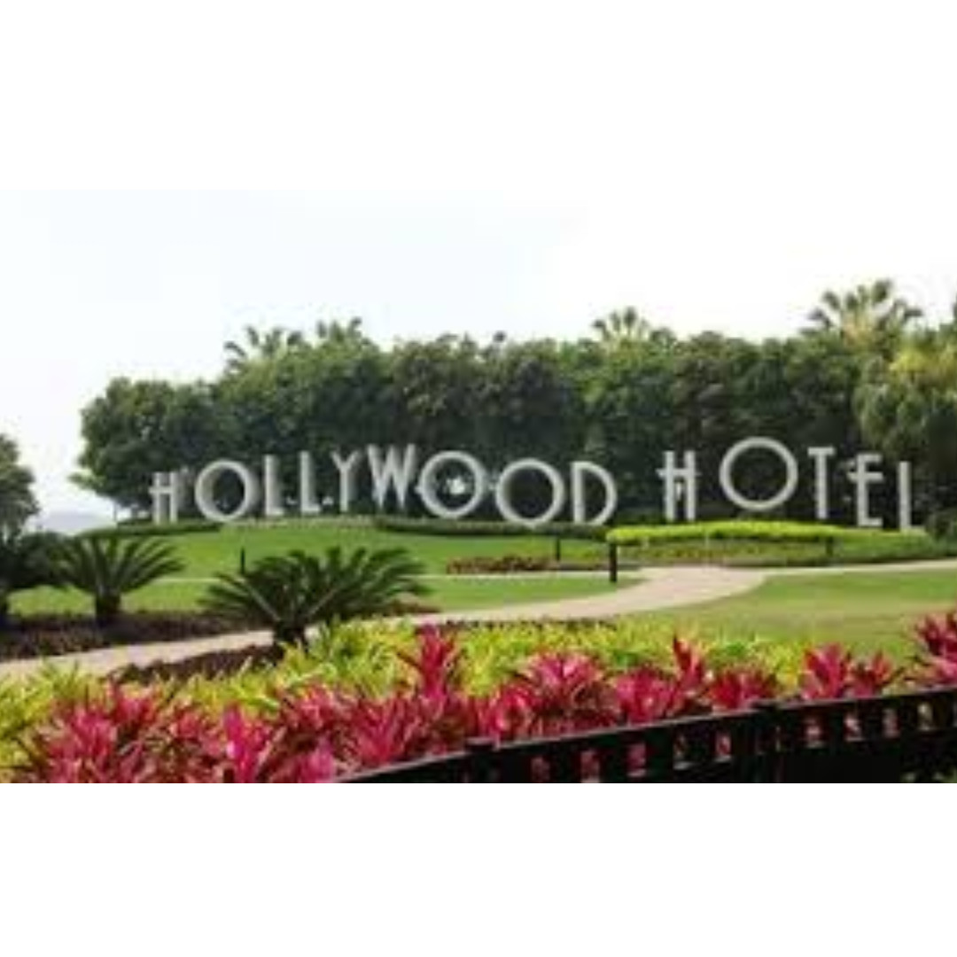 Disney Hollywood Hotel With 2 Day Pass Ticket Tickets Vouchers Local Attractions Transport On Carousell