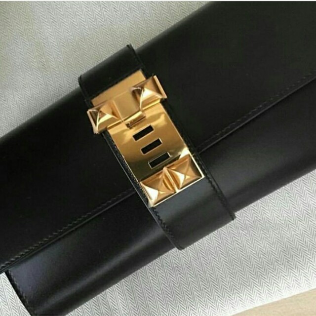 hermes medor clutch