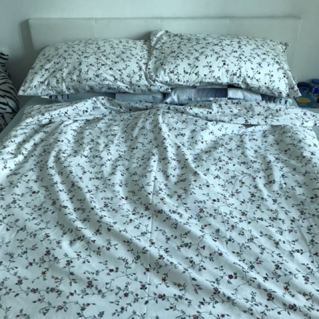 ikea markerad x VIRGIL ABLOH (off white) bedding, Furniture & Home Living,  Bedding & Towels on Carousell