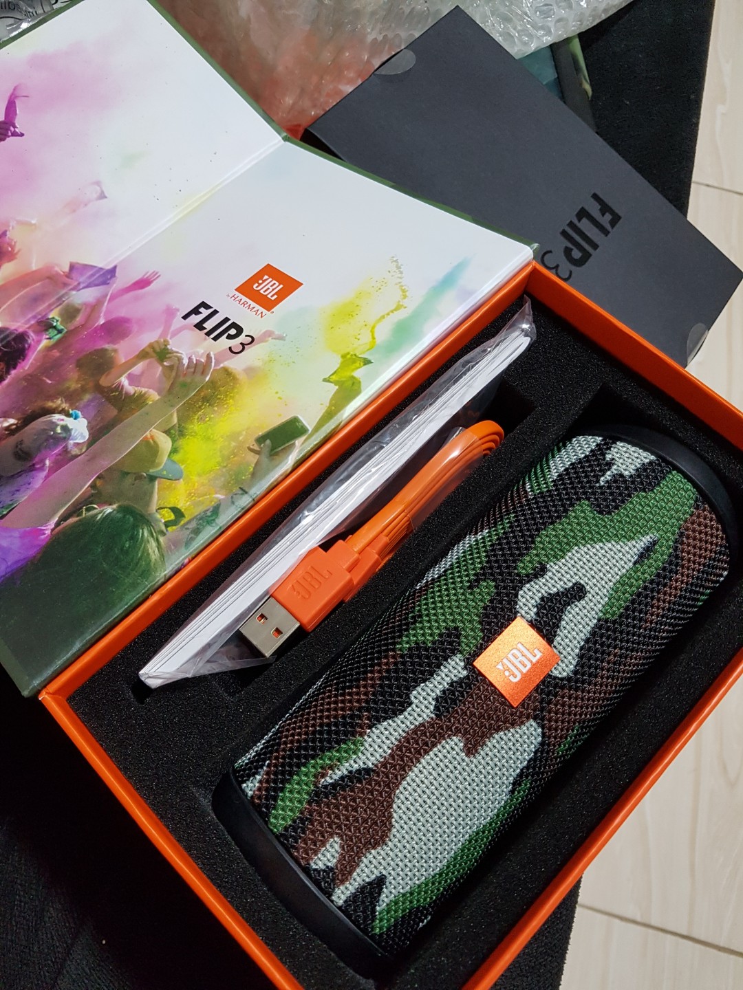 flip 3 camouflage