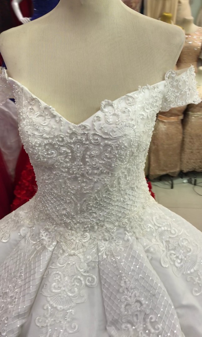 wedding gown umbrella cut