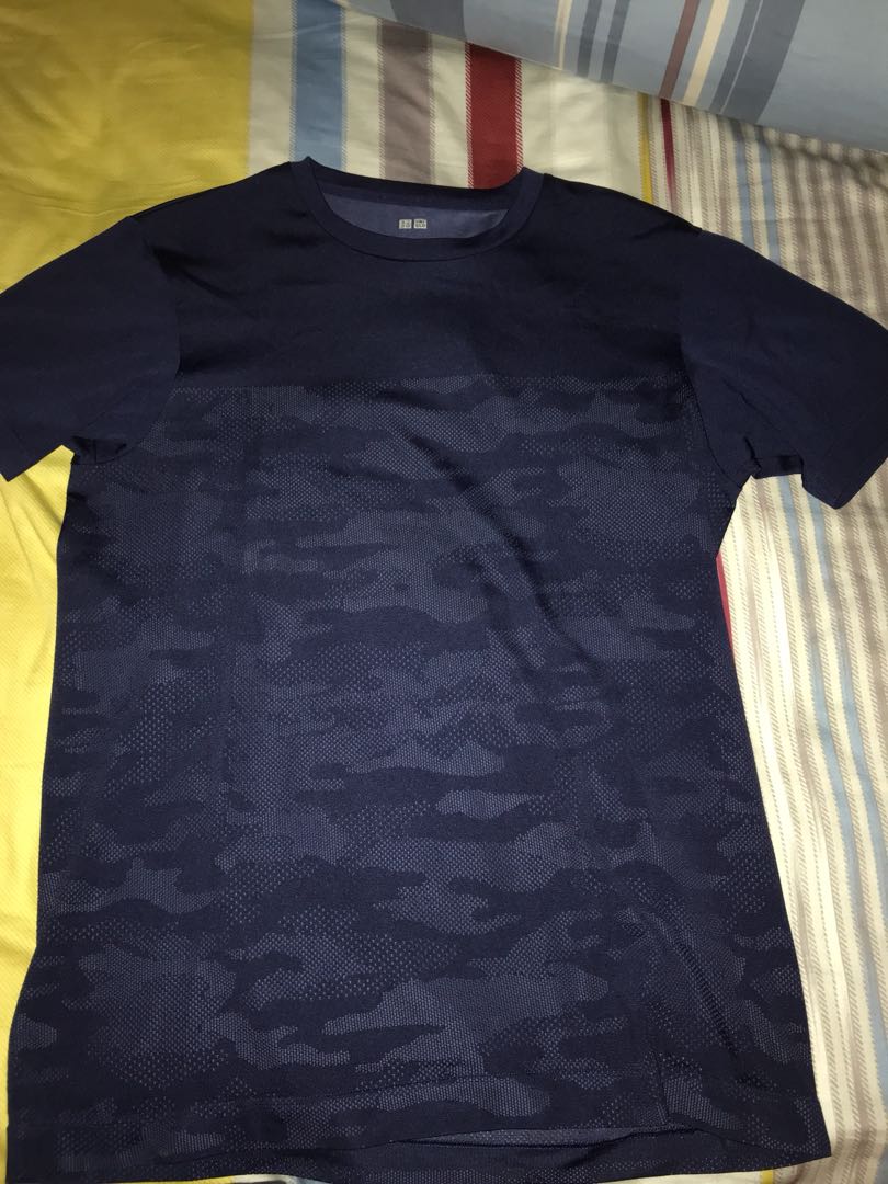 uniqlo dry fit shirt