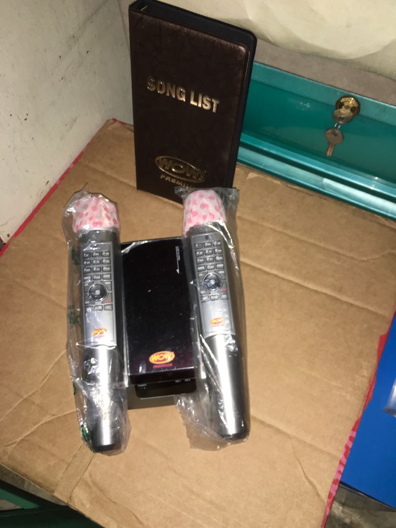 WOW! Videoke Premium WOW Wireless MTV Edition TKR320, Audio, Portable Music Players on Carousell