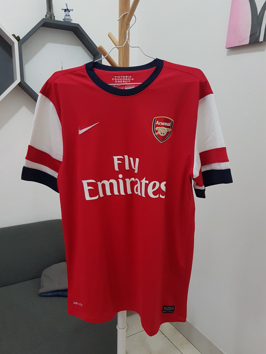 Arsenal Ozil Jersey Ori Olah Raga Baju Olahraga Di Carousell