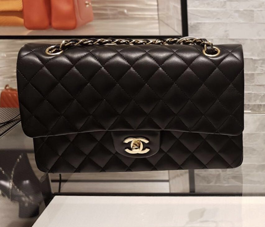 chanel classic handbag price