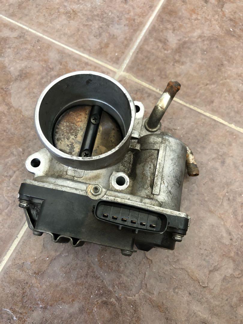 Lancer ex 2.0 GT throttle body, Car Accessories on Carousell