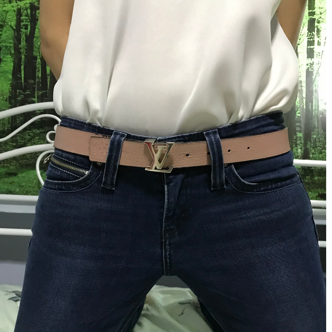 Pre-owned Belt In Pink