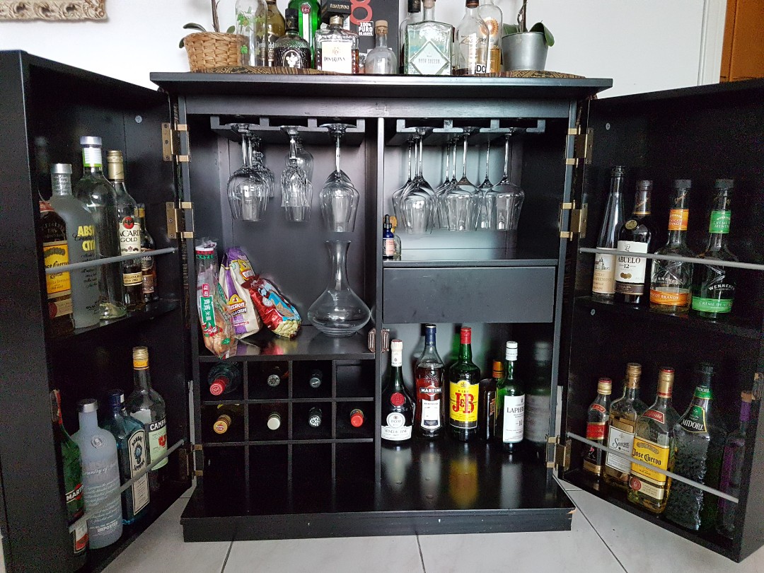 Modern Black Large Bar Cabinet Furniture Others On Carousell