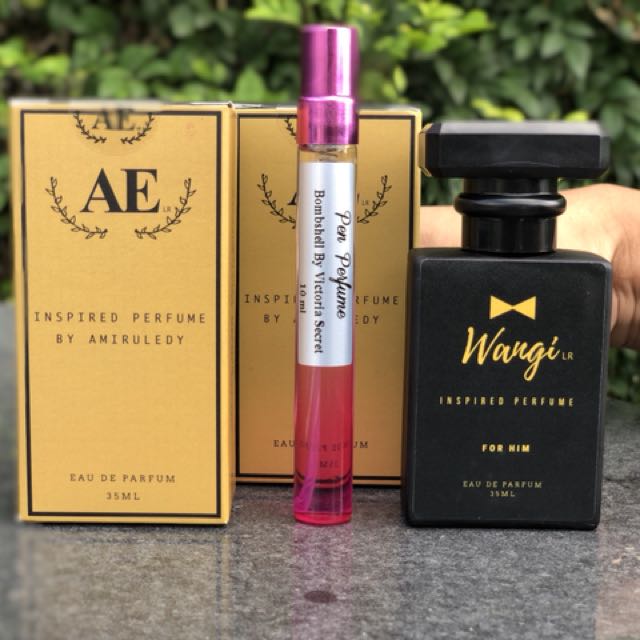 Perfume (Category: Fragrance & Deodorants) located in Shah Alam. Submitted by miruledy (Listing ID 158442439, Image 2). Description: Brand: Wangi Jenis: Skin Care.