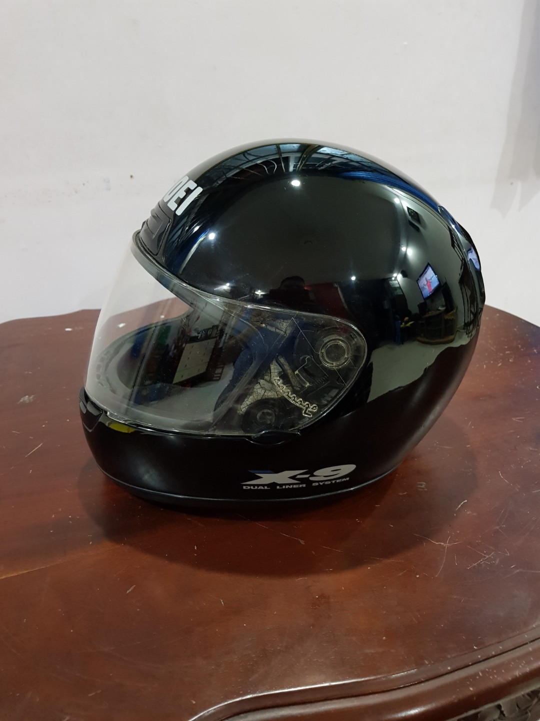 Shoei X9 Full Face Helmet, Motorcycles, Motorcycle Apparel on Carousell